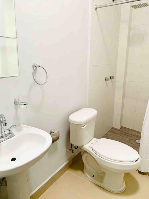 Loft Hermoso Con Estacionamiento Gratuito Monterrey Exterior foto