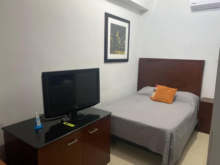 Loft Hermoso Con Estacionamiento Gratuito Monterrey Exterior foto