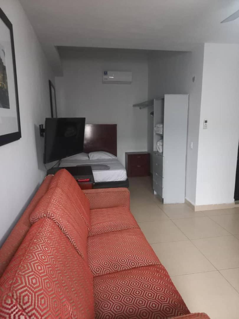Loft Hermoso Con Estacionamiento Gratuito Monterrey Exterior foto